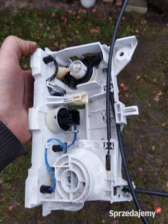 mazda 2 zamek tylnej klapy inne Myszków