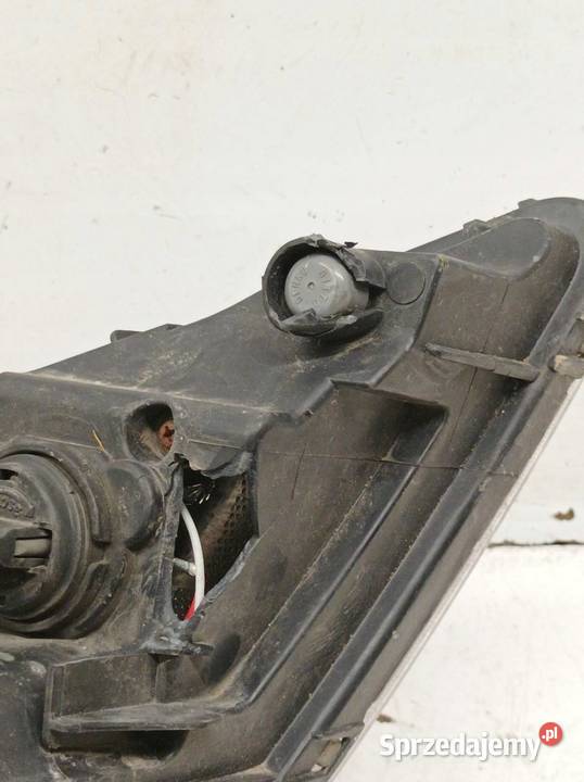 LAMPA PRZÓD LEWA EU SOCZEWKA USZKODZONA Kia Lampy przednie świętokrzyskie sprzedam