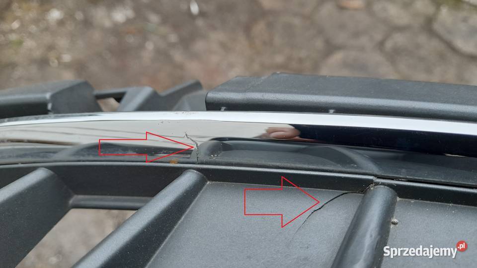 AUDI A1 8XA 1317r GRILL ATRAPA CHŁODNICY Motoryzacja Goleniów