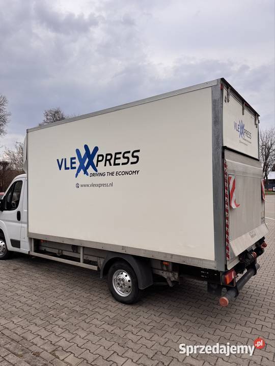Fiat Ducato 23 130 kontener mały przebieg UTD Warszawa