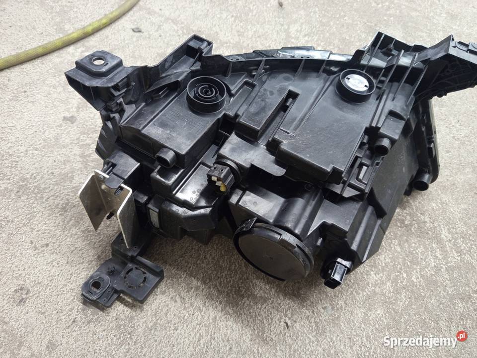 Reflektor prawy mokka b orginalny full led Lampy przednie podkarpackie