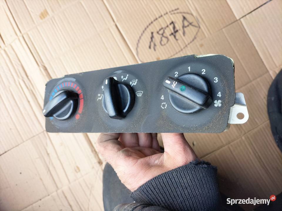 FORD MONDEO MK1 PANEL NAWIEWU KLIMATYZACJI Kamień-Kolonia