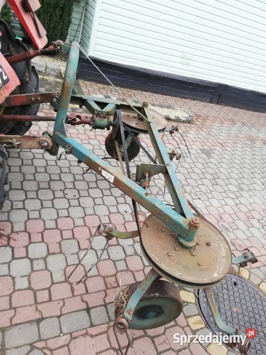 Przetrzasarka pająk do siana