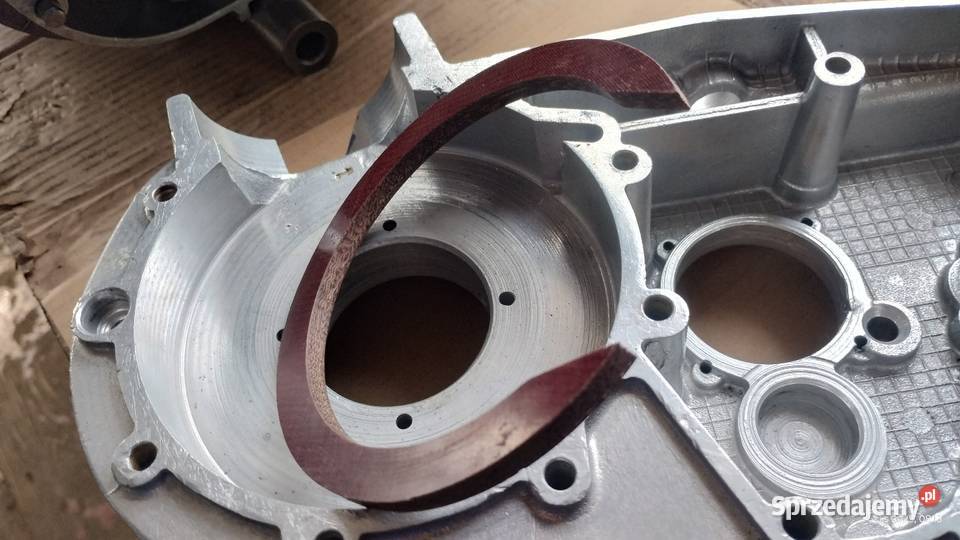 MZ ETZ 125150175 Podkowa wypełniacz skrzyni Dobryniów sprzedam