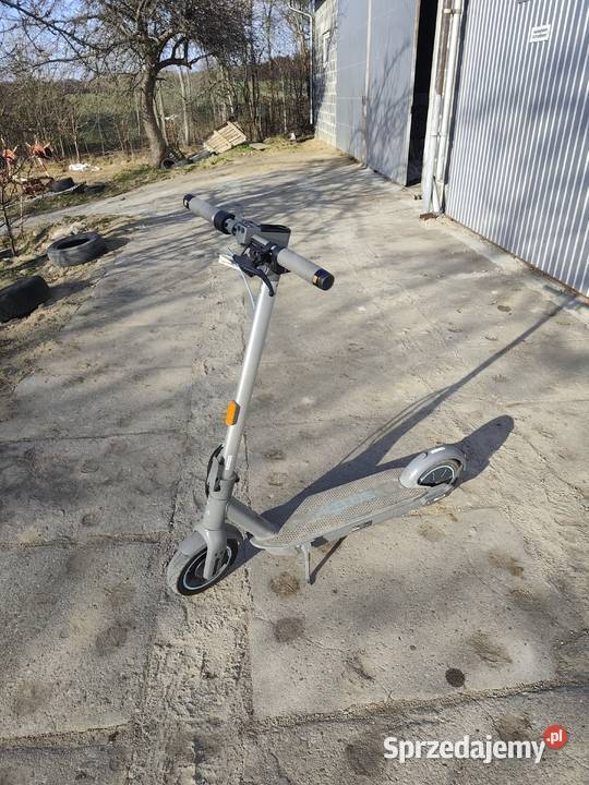 Hulajnoga elektryczna Motus pomorskie Linia