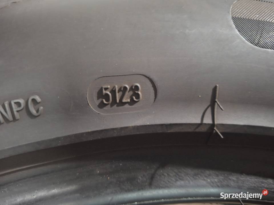 Komplet opon wielosezonowych do SUVa Nietkowice