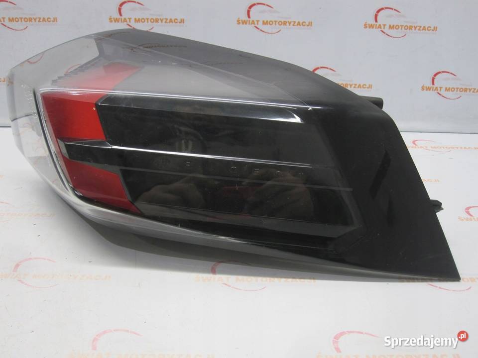 PEUGEOT 2008 II GT LINE 22r lampa prawa tył Lampy tylne