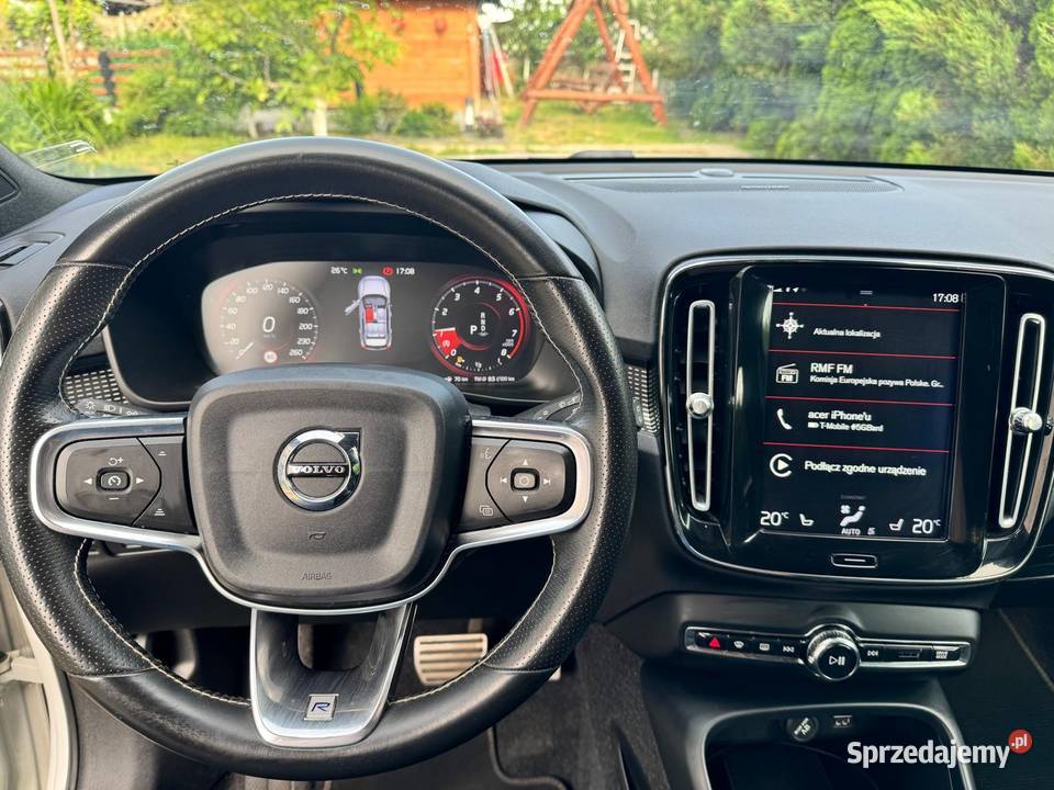 Sprzedam samochód osobowy Volvo XC 40 Rdesing łódzkie Radomsko sprzedam
