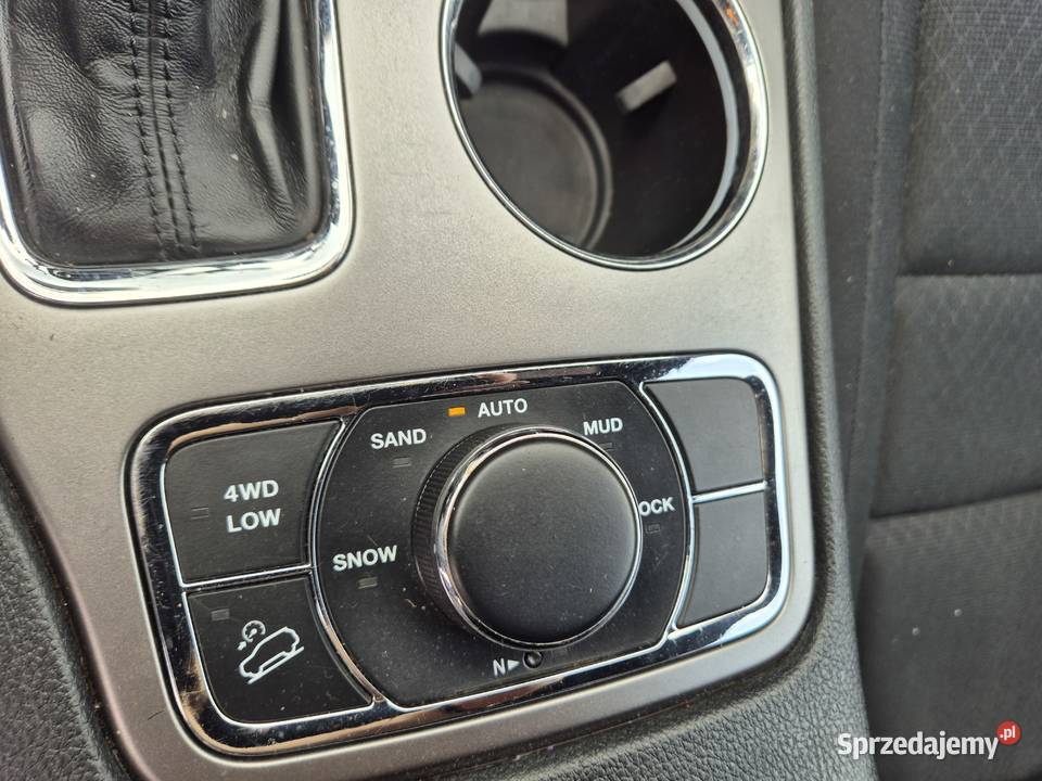 Jeep Grand Cherokee 36L benzyna 4x4 2018 r Ślesin
