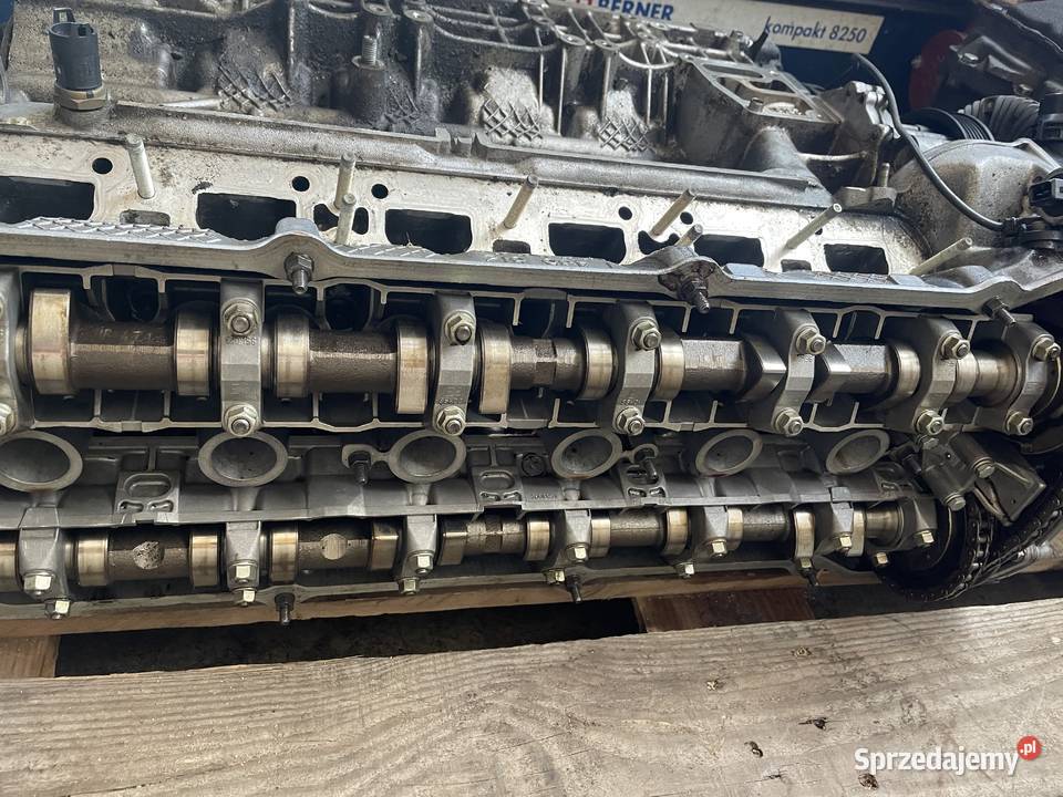 Silnik BMW M54B22 w calosci na czrsci rewizji Wysoka Kamieńska