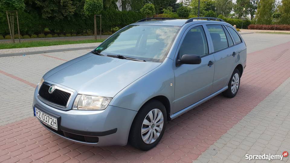 Skoda Fabia 14 MPI Klimatyzacja elszyby komputer 1400cm3 Fabia Rzeszów sprzedam