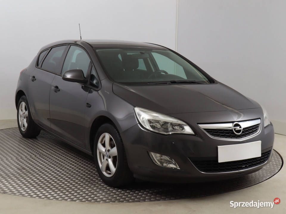 Opel Astra 14 T Bielany Wrocławskie