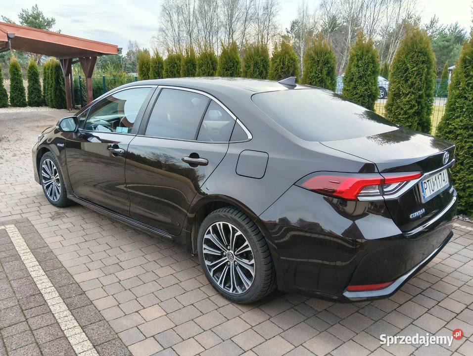 Toyota Corolla 18 Hybrid Salon niski przebieg Samochody osobowe Turek