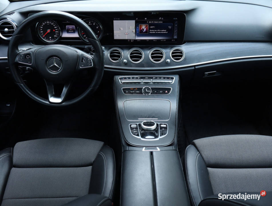 Mercedes E E 200 mazowieckie Piaseczno