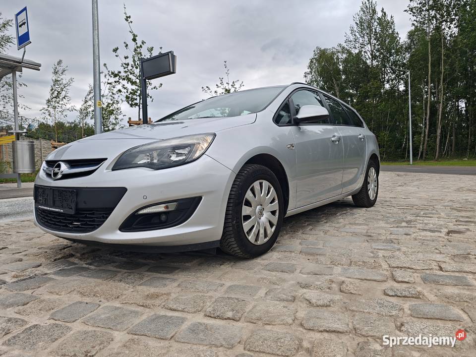 Opel Astra J Sports Tourer 16cdti manualna Wałbrzych