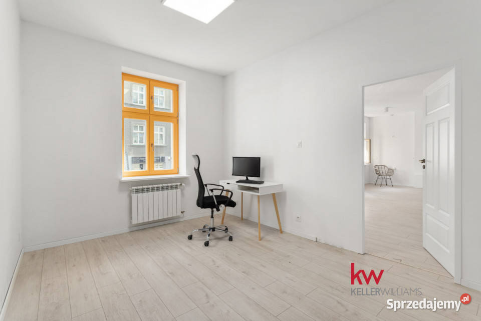 Mieszkanie Poznań Poznańska 7476m2 3 pokoje parter