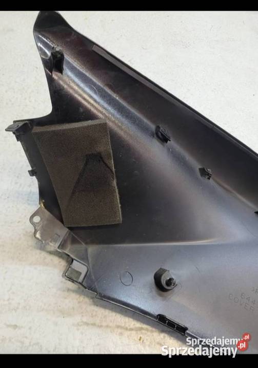 Honda VFR 1200 F 2012 osłona zbiornika bok Nowy Tomyśl