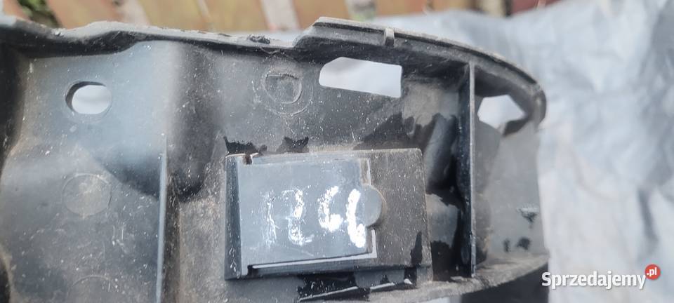 SEAT CORDOBA II ŚLIZG ZDERZAKA LEWY TYŁ