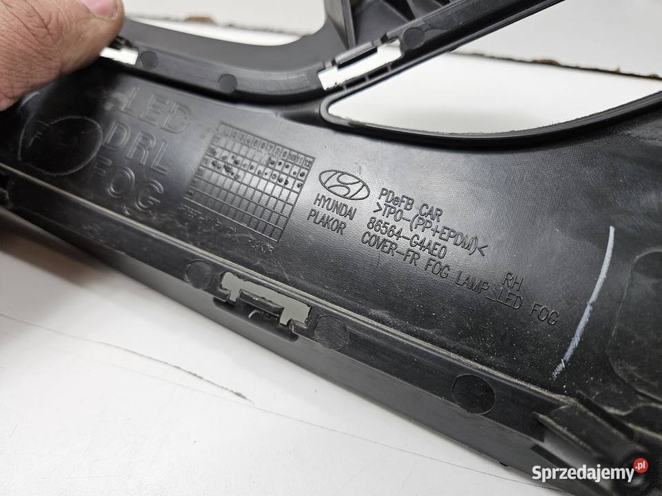 HYUNDAI I30 III FASTBACK KRATKA PRAWA ZDERZAKA Międzychód