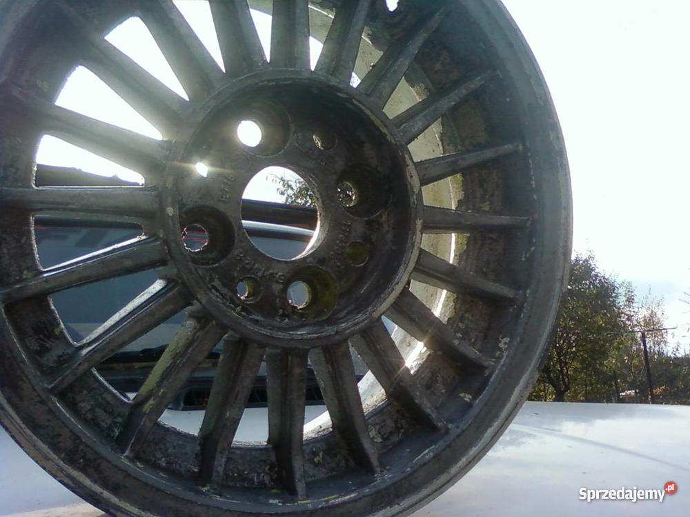 Felgi aluminiowe z BMW e21
