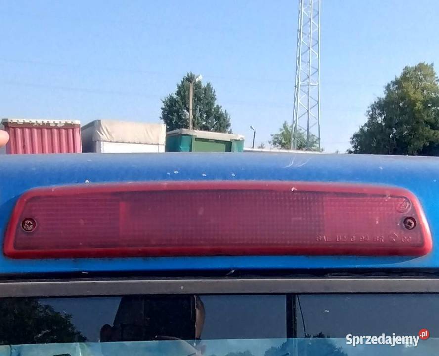 Trzecie światło stopu Dodge Ram 15002500 Przemyśl