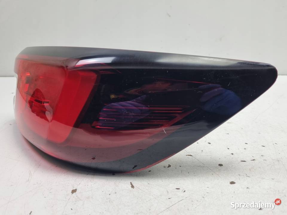 LAMPA PRAWA Renault Clio IV LIFT HTB TYLNIA Rudka