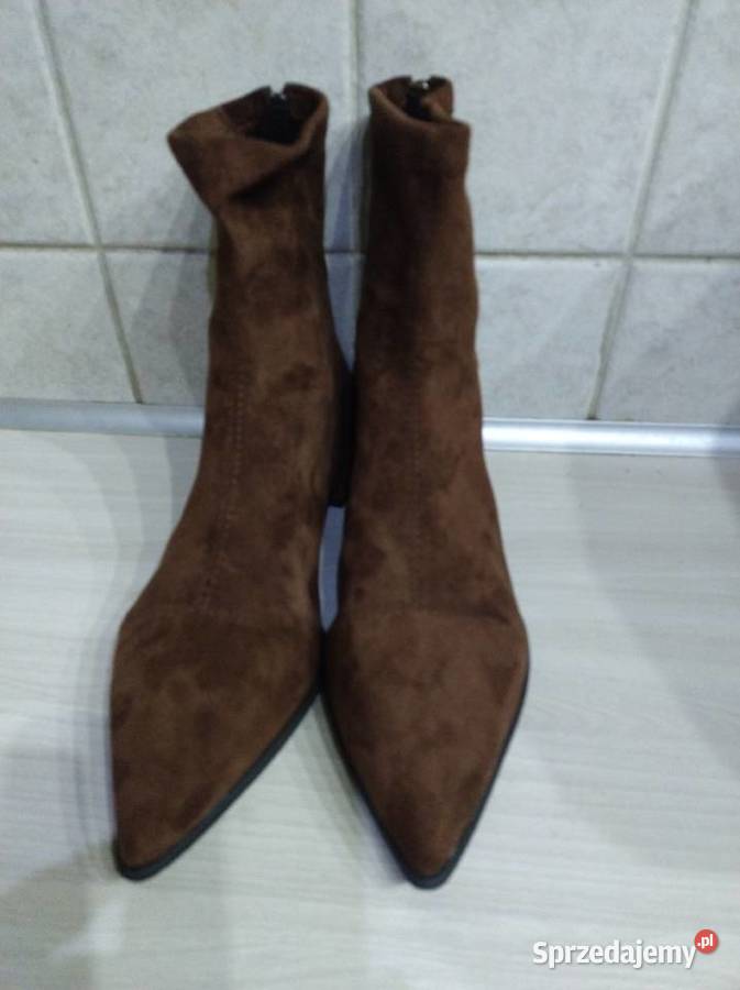 Botki w kolorze brązowym z zamszu inna Lublin