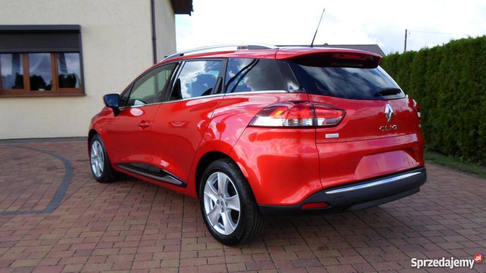 Renault Clio nieuszkodzony czerwony manualna Witaszyczki