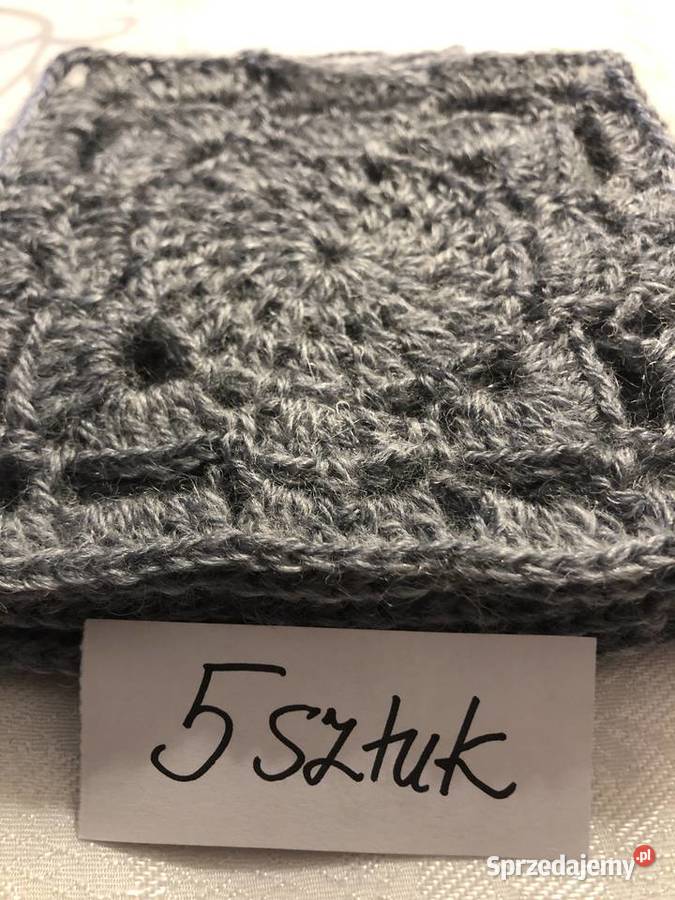 kwadraty Babuni na szydełku poduszki Poduszki dekoracyjne Zegrze