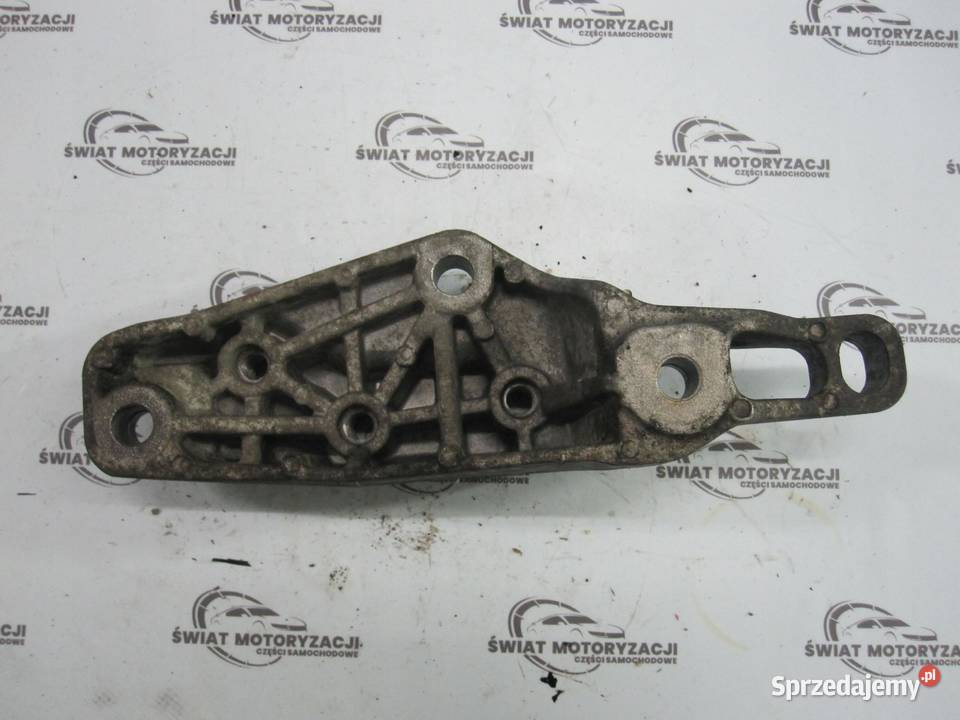 LANCIA DELTA 19 D łapa wspornik skrzyni biegów