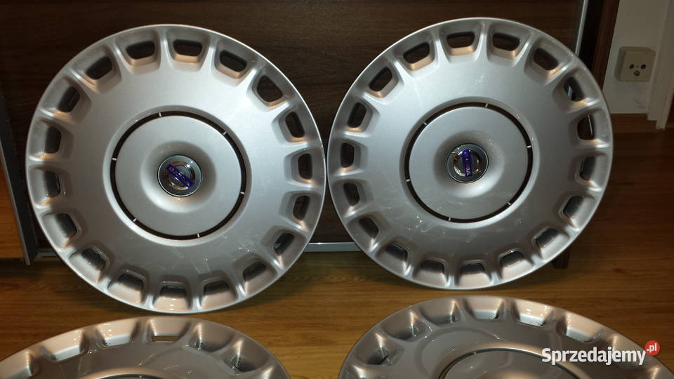 Kołpaki volvo 15 stan świetny 4 lubelskie Lubartów sprzedam