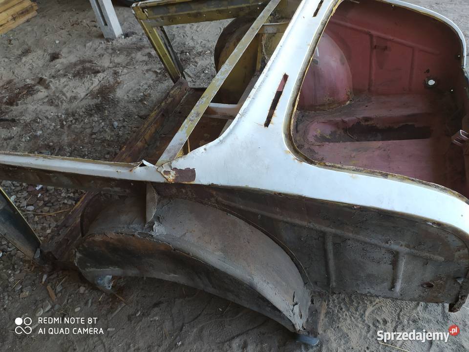 Tył używany do Syreny części blacharskie Ostrów Wielkopolski