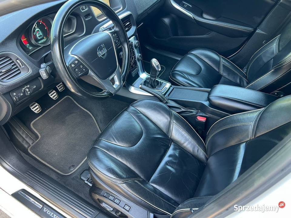 VOLVO V40 D2 automat Xenon Navi bezwypadkowe Lublin sprzedam
