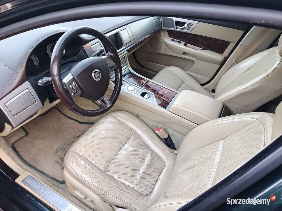 Jaguar XF E250 LUXURY 27Tdi BiTurbo 207 Bogate 4/5