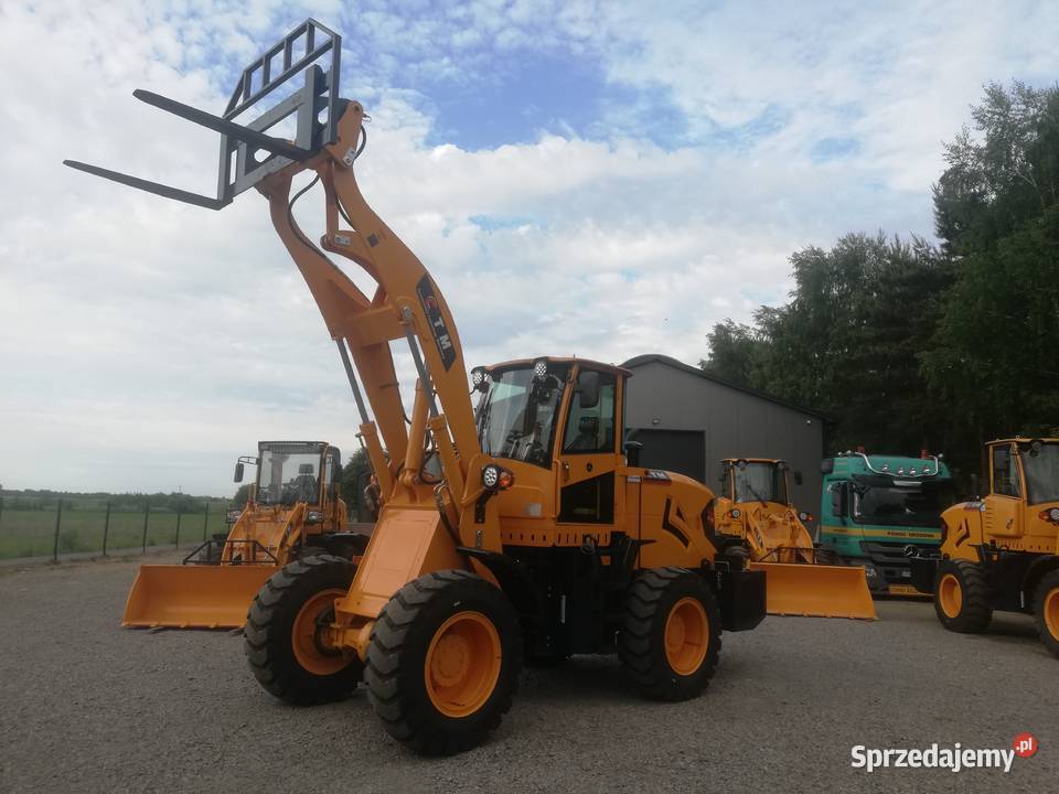 Nowa ładowarka kołowa CTM 936 silnik DEUTZ 125 Ładowacze czołowe Parczew
