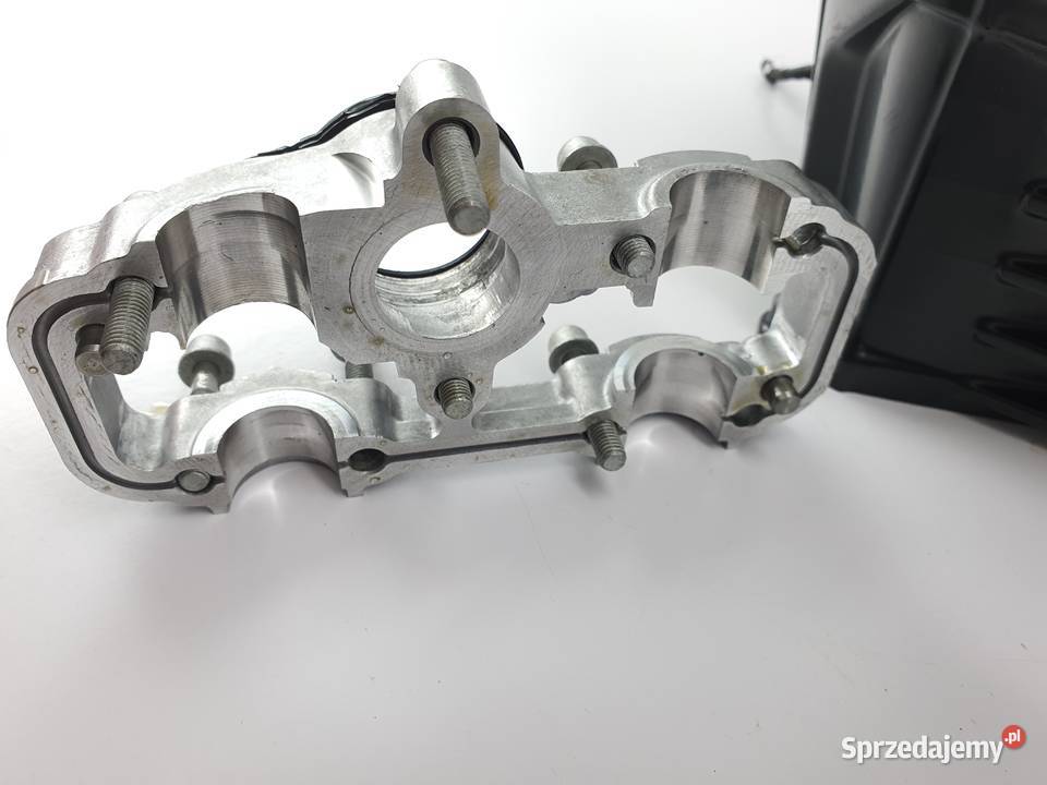 Glowica Lewa Bmw 1200 R1200 Gs Rt Bmw Rs 1200 Silniki i osprzęt Łódź sprzedam