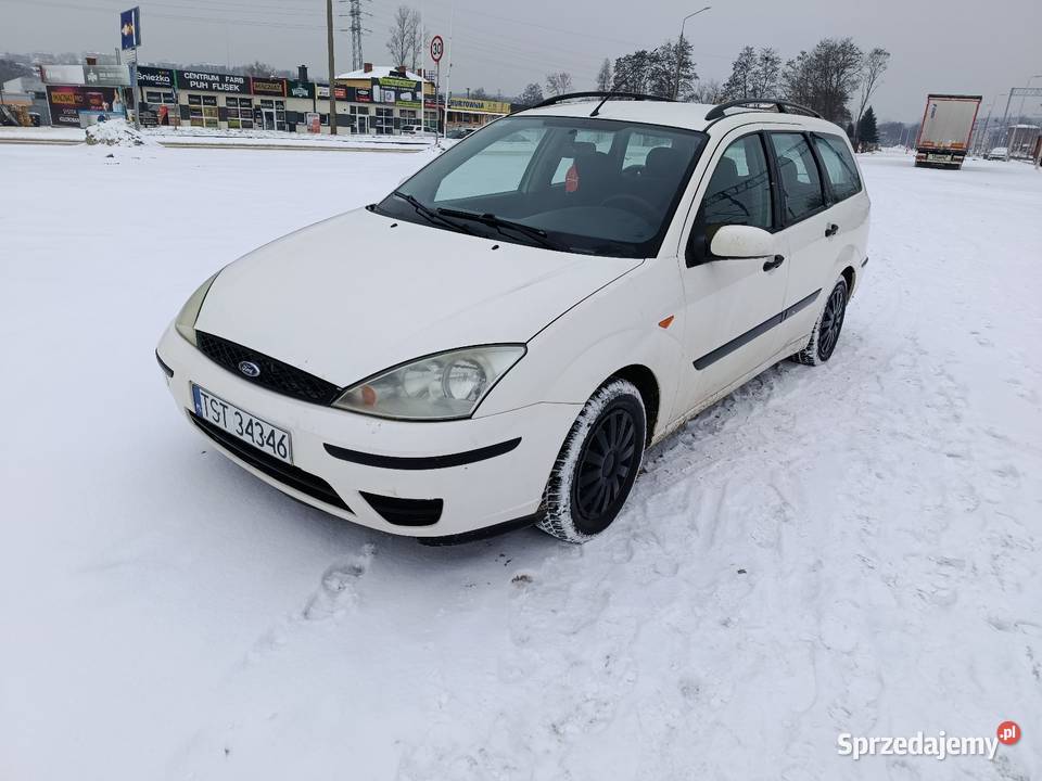 Ford Focus sekwencja gaz kupiony w polskim salonie Samochody osobowe Starachowice
