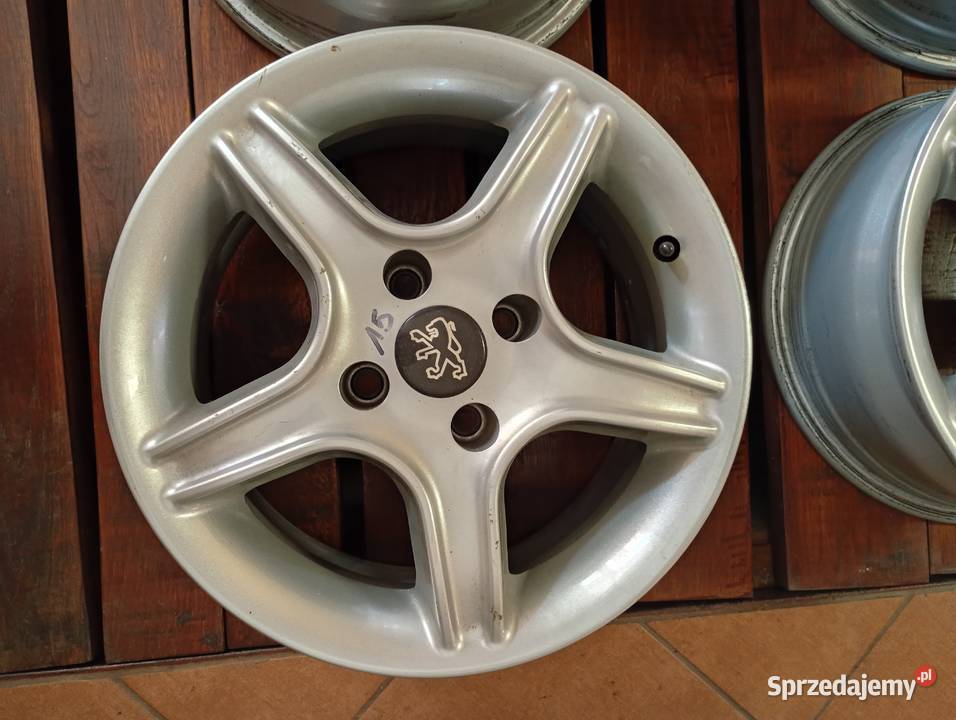 Alufelgi Paugeot 15 4x108 aluminiowe Lubaczów sprzedam