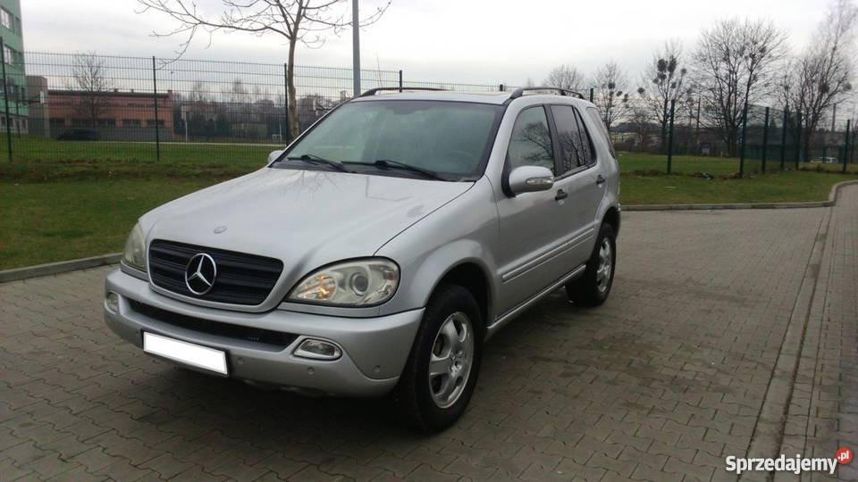 Na sprzedaż Mercedes ML 270 srebrny 0KM Rybnik