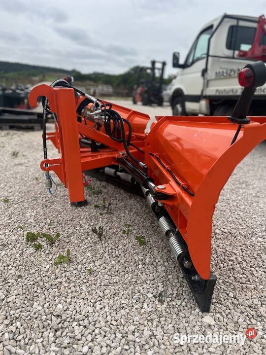 PŁUG strzałka strzałkowy EUROTUZ Pozostałe Końskie sprzedam