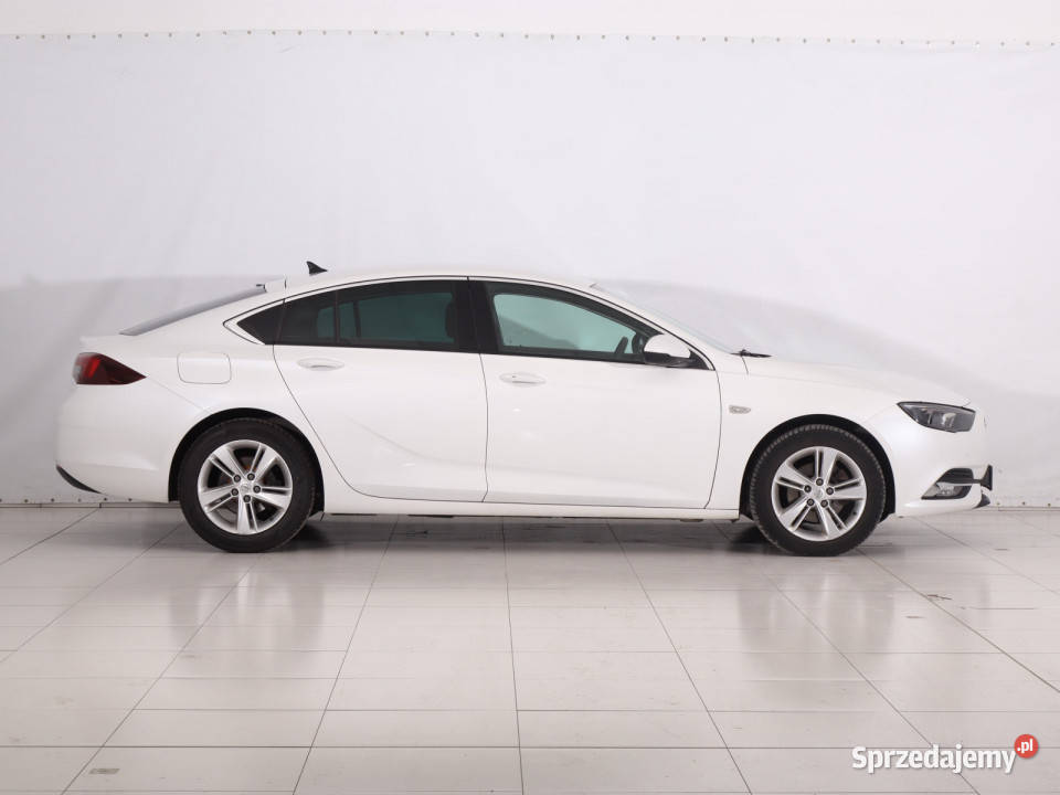 Opel Insignia 15 Turbo Piaseczno