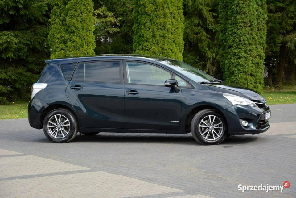 Toyota Verso 18VVTi147Przebieg 122 LIFT Panorama Rok produkcji 2014 Ostrów Mazowiecka