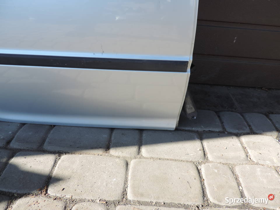 DRZWI PRAWY TYŁ BMW E46 FL KOMBI TTITAN SILBER Nowy Sącz