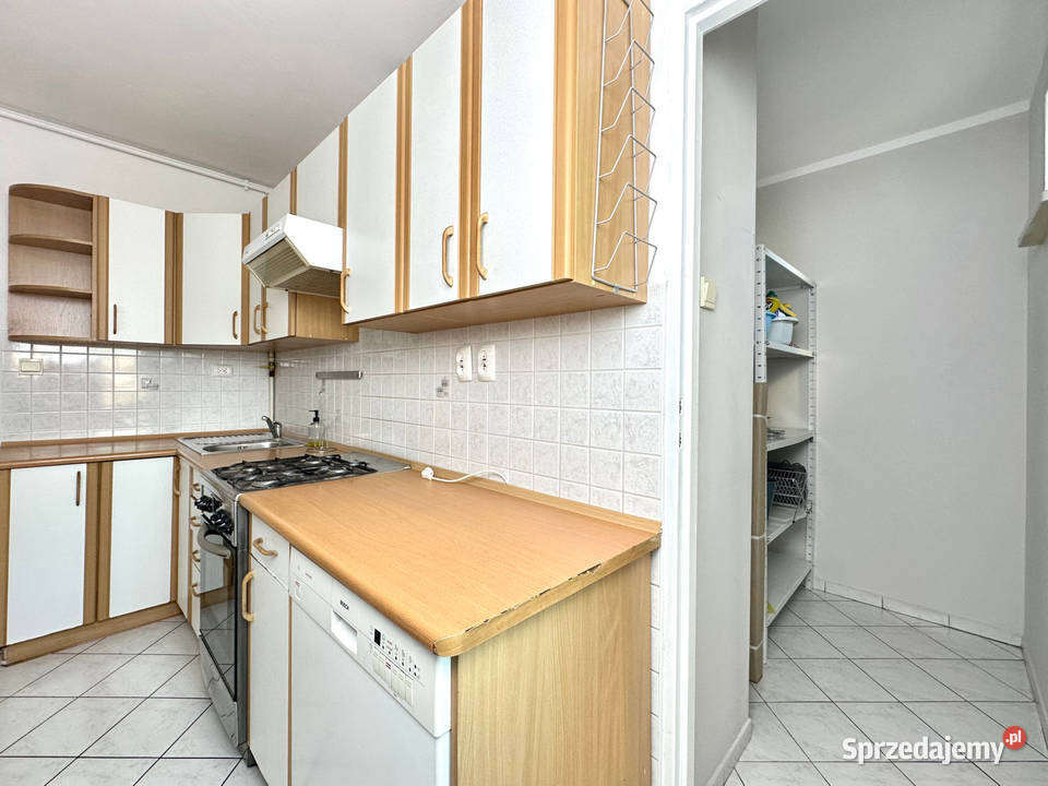 Przestronne dwustronne z dużym balkonem Poznań