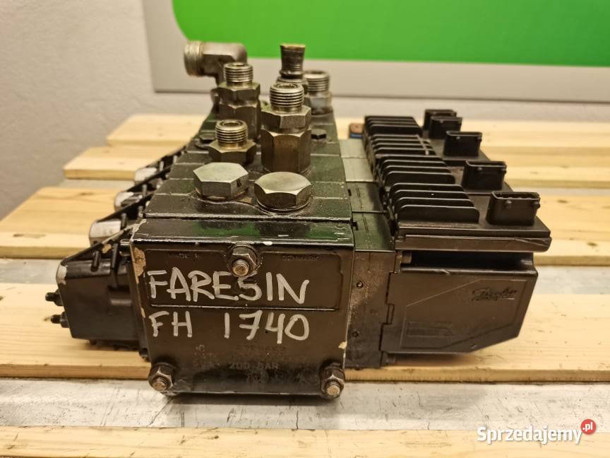 Rozdzielacz hydrauliczny Faresin FH 1740 Części Wilkowo