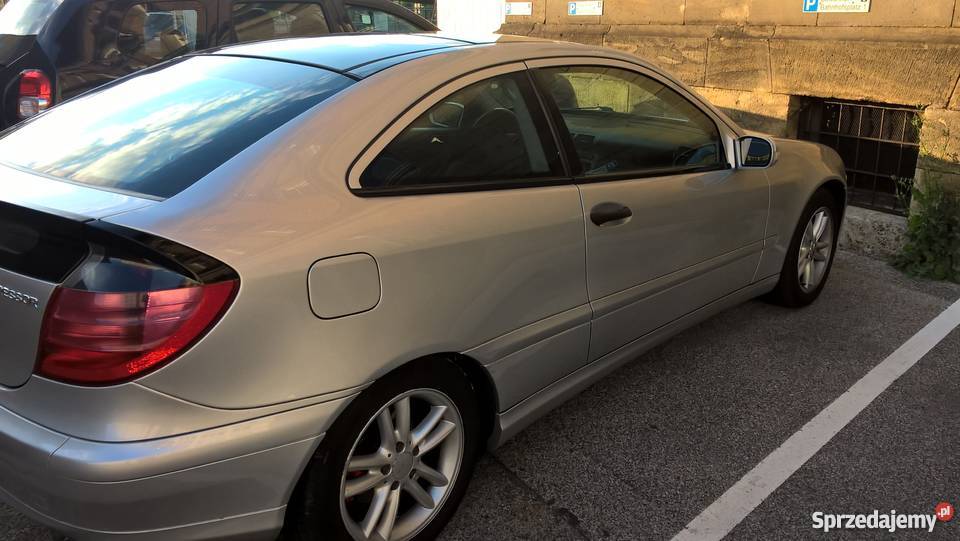 Mercedes c200 kompresor sport coupe lpg Panorama poduszka powietrzna C-klasa Trzcianka