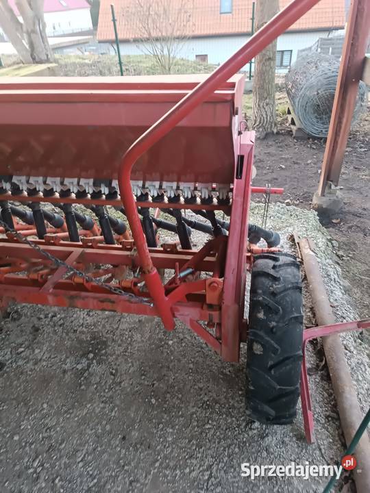 Siewnik zbożowy 3mFamarol nieuszkodzony