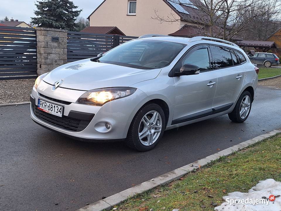 Renault Megane III Kombi 19 dCi 130 2011 r 14 Równe sprzedam
