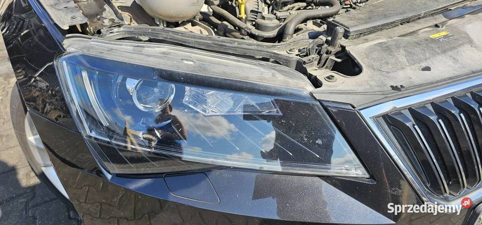 LAMPA PRAWA PRZÓD SKODA SUPERB III 3V1941016A Lipno