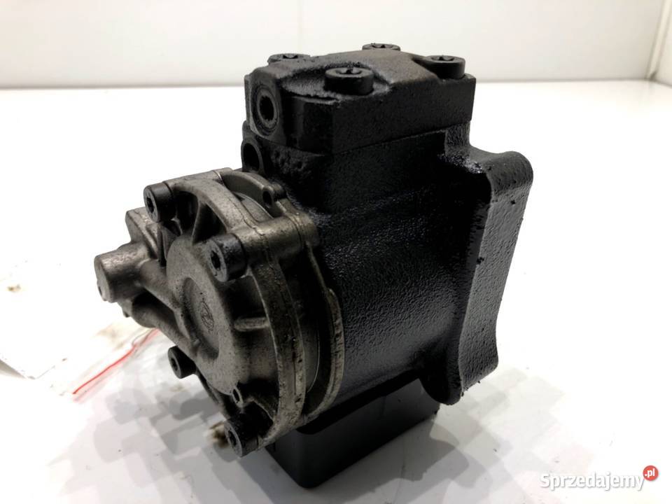 POMPA WTRYSKOWA VW GOLF VI 03L130755E 16 105 Układ paliwowy